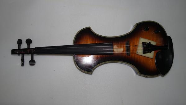Fender FV3 Deluxe Electric Violin with Hardcase
